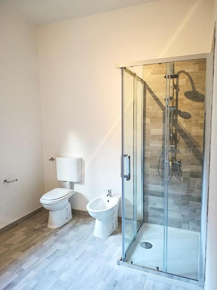 קנוביו Villa Giuliana מראה חיצוני תמונה